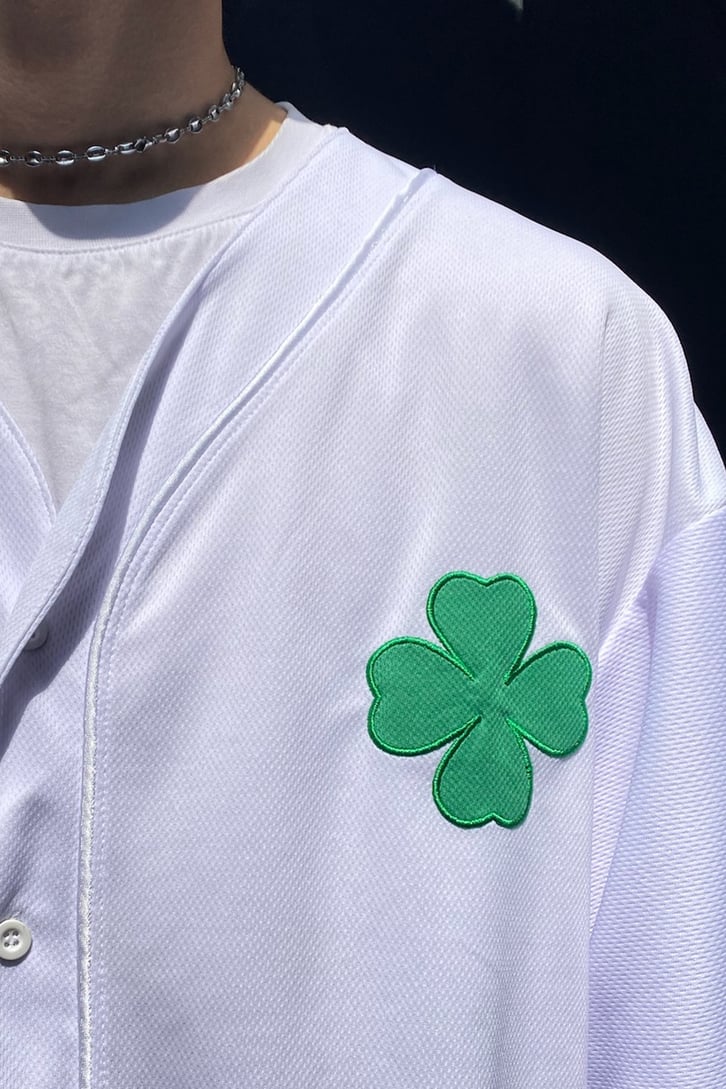 Boston Clover Beyaz Oversize Forma