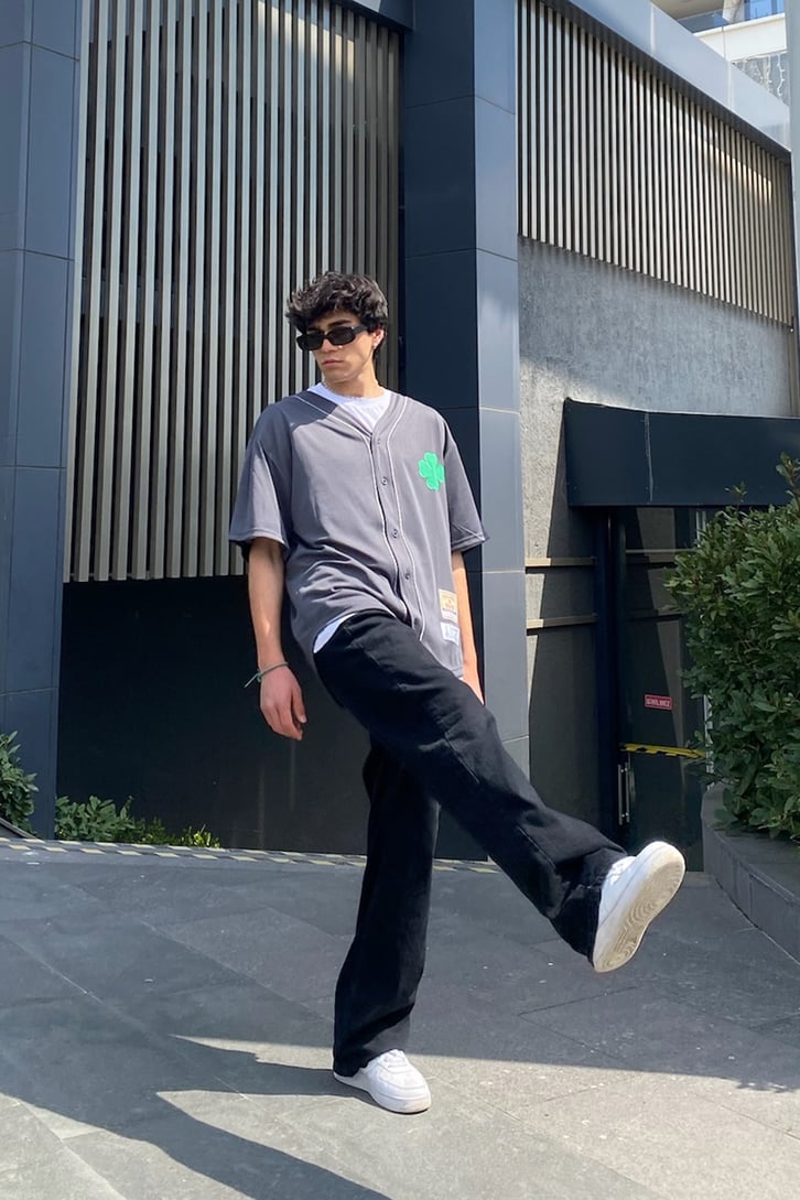 Boston Clover Beyaz Oversize Forma