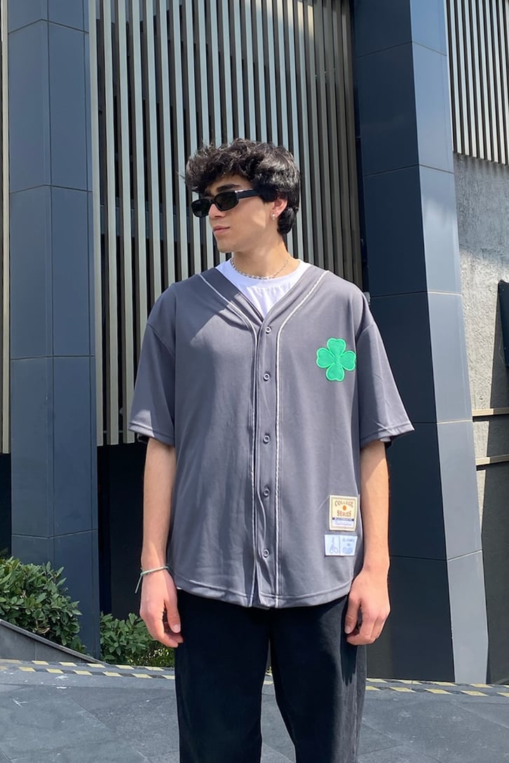 Boston Clover Beyaz Oversize Forma
