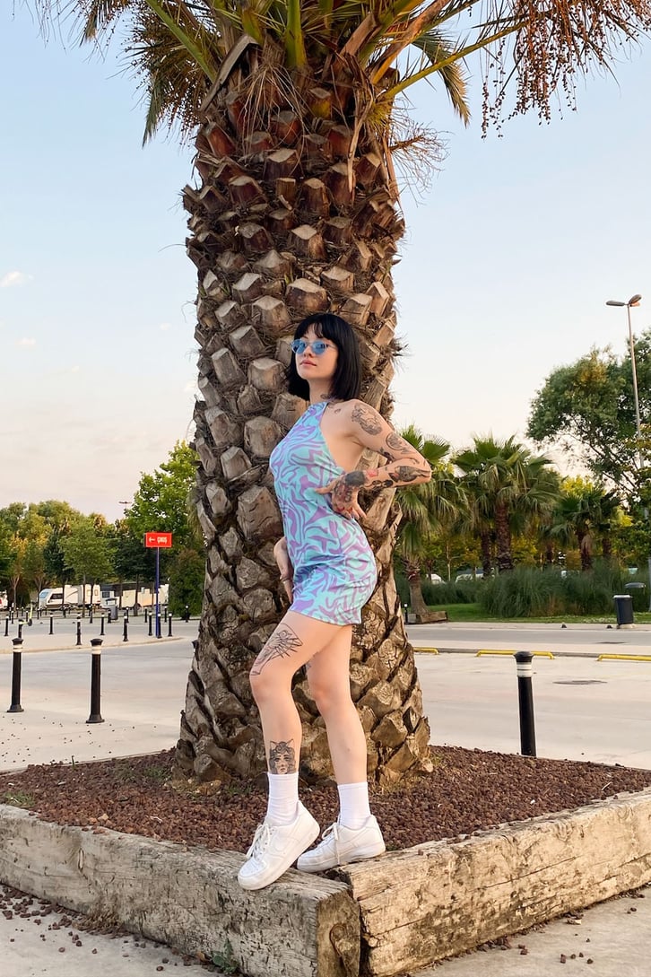 Boyundan Bağlamalı Mavi Mini Elbise