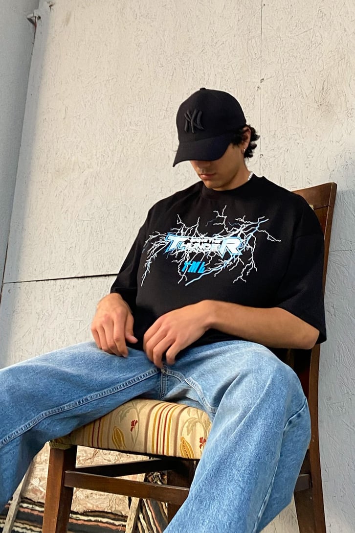 Bring the Thunder Baskılı Oversize Tshirt