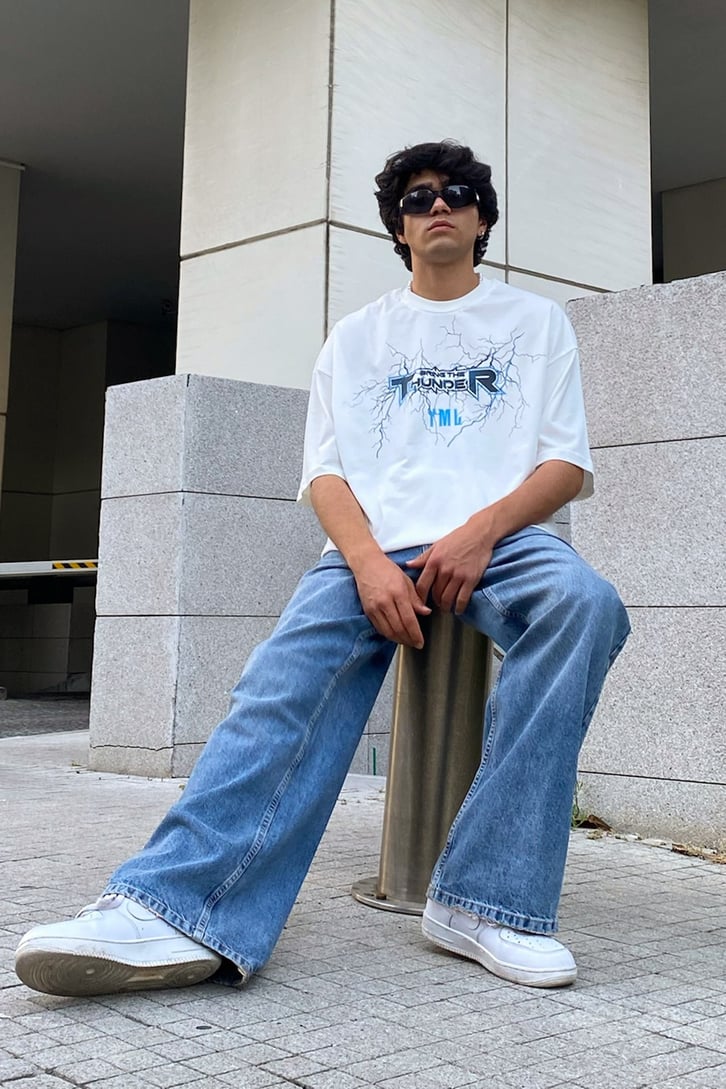 Bring the Thunder Baskılı Oversize Tshirt