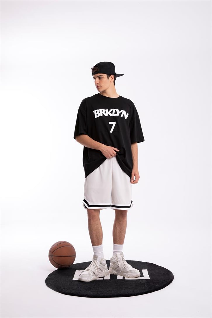 Brklyn 7 Baskılı Siyah Oversize Tişört