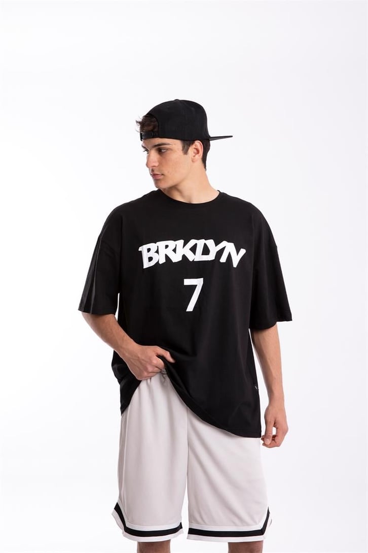 Brklyn 7 Baskılı Siyah Oversize Tişört