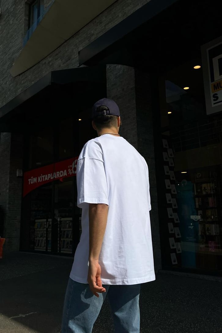 Brooklyn Baskılı Beyaz Oversize Tişört