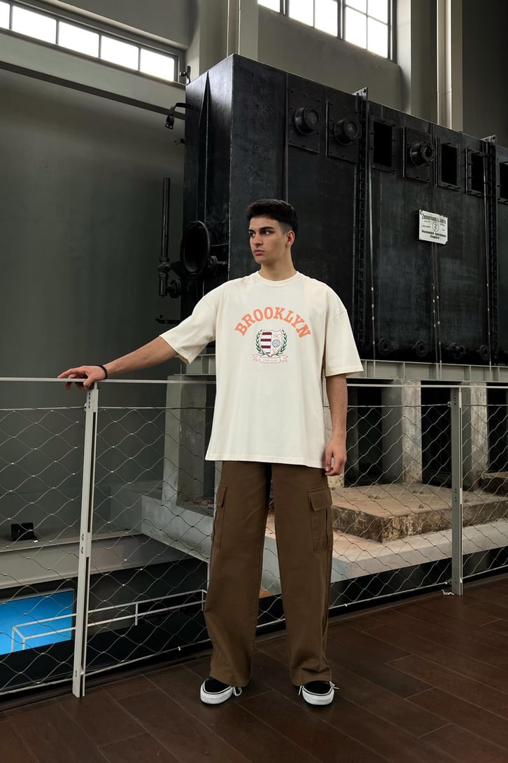 Brooklyn Baskılı Taş Rengi Oversize Tshirt
