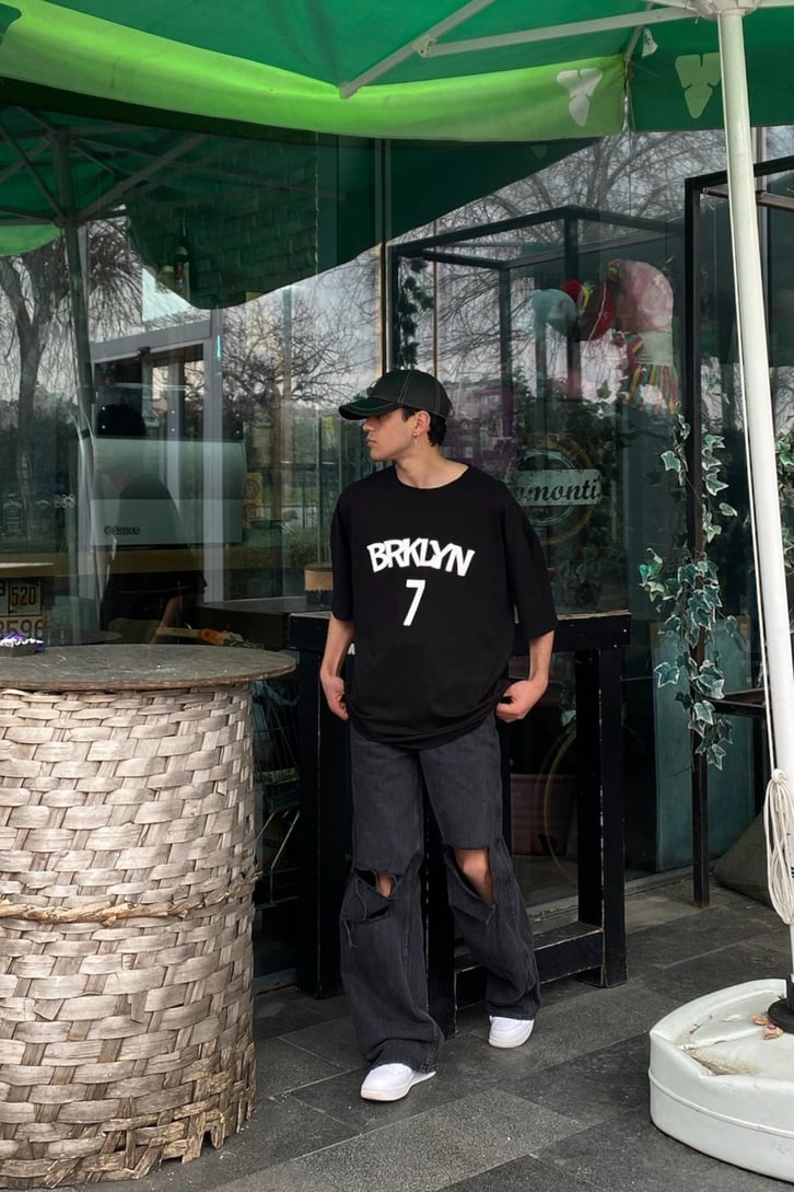 Brooklyn Chest Printed Oversize Siyah Tshirt