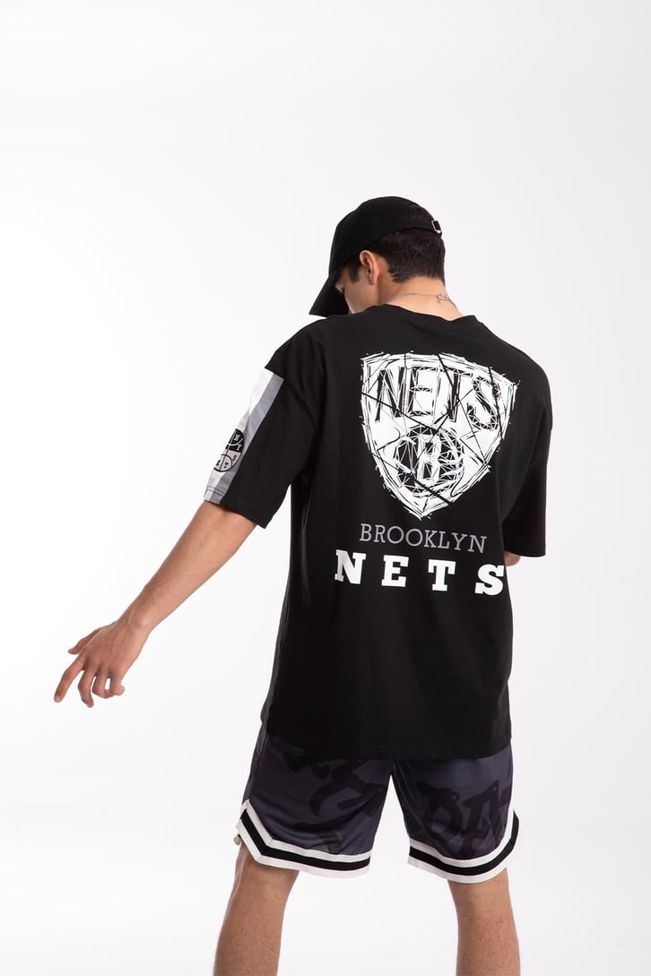 Brooklyn Nets Baskılı Siyah Oversize Tshirt