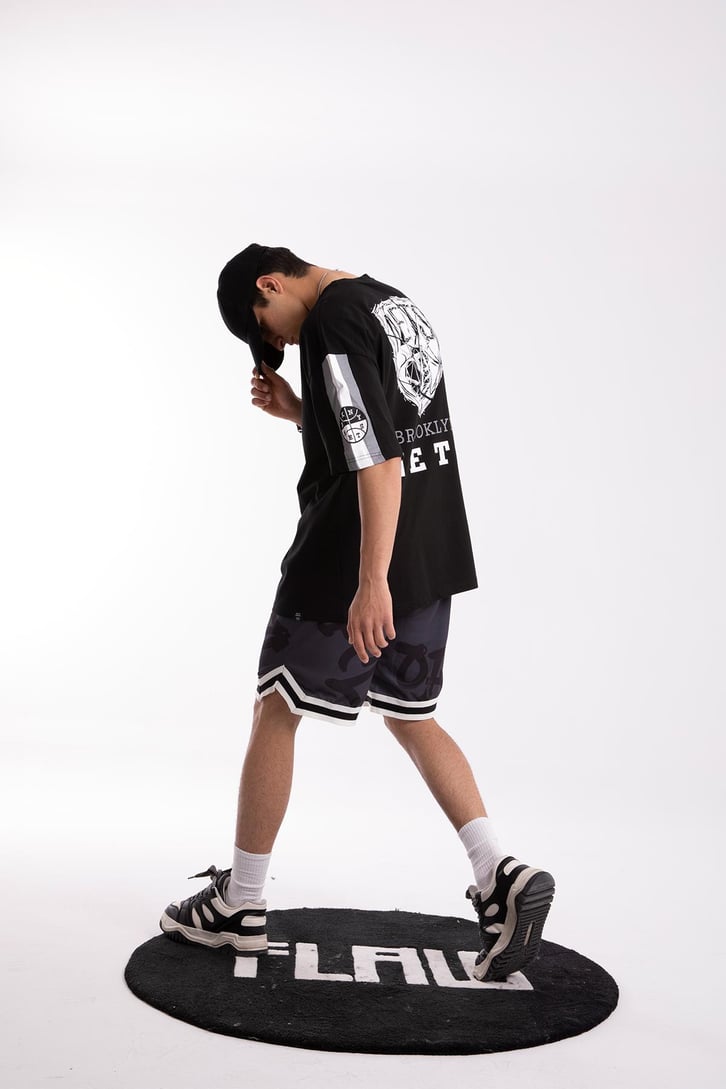Brooklyn Nets Baskılı Siyah Oversize Tshirt
