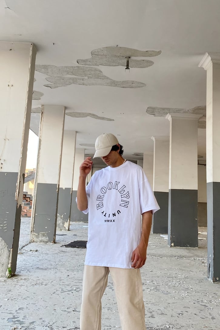 Brooklyn Unity Beyaz Oversize Tshirt