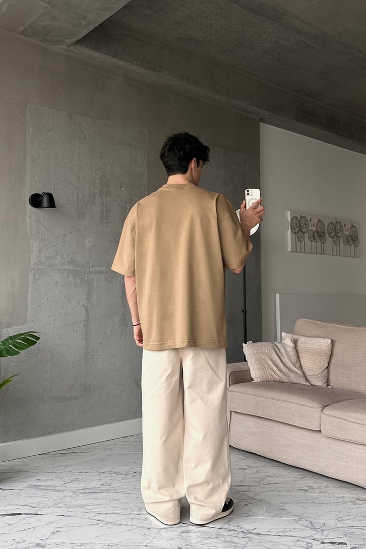 Bug Baskılı Camel Oversize Tişört