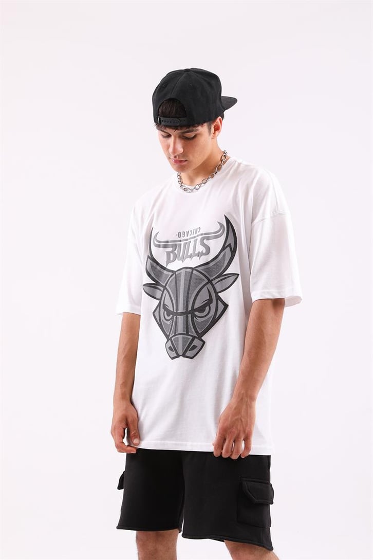 Bulls Baskılı Beyaz Oversize Tişört