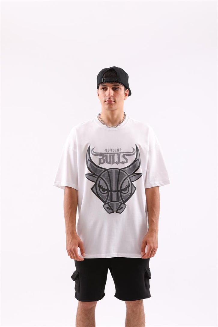 Bulls Baskılı Beyaz Oversize Tişört