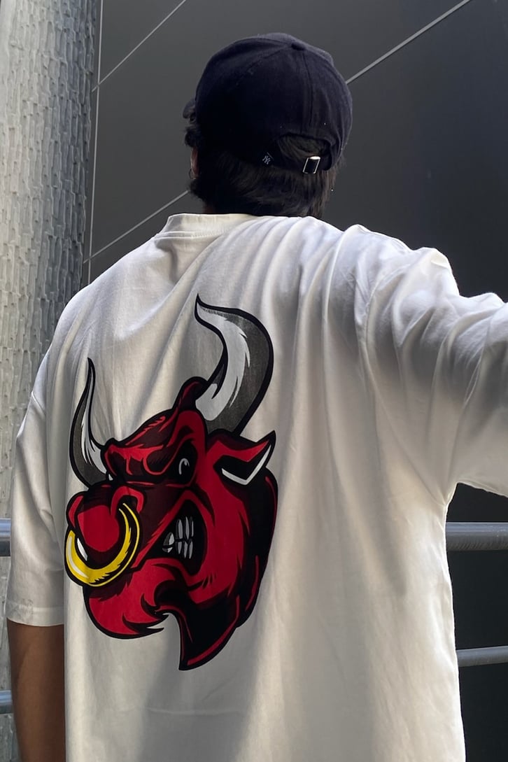 Bulls Baskılı Beyaz Oversize Tshirt