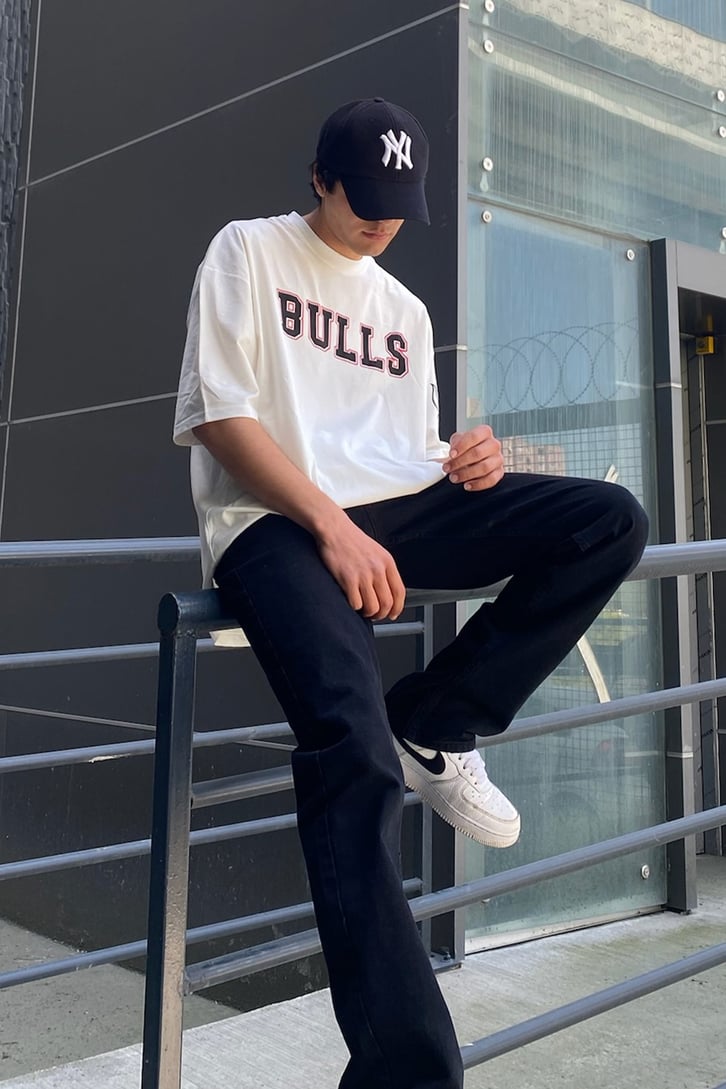 Bulls Baskılı Beyaz Oversize Tshirt