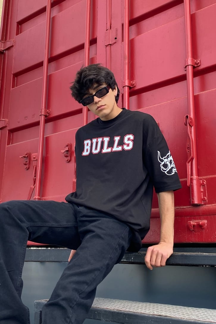Bulls Baskılı Siyah Oversize Tshirt