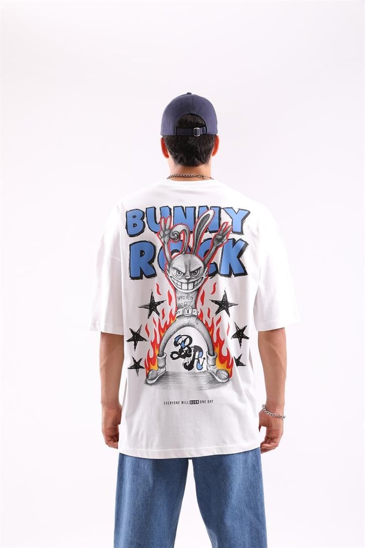 Bunny Rock Baskılı Beyaz Oversize Tişört