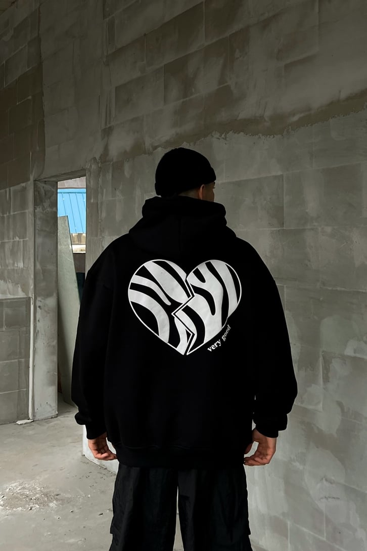 Buried Feather Baskılı Siyah Oversize Hoodie