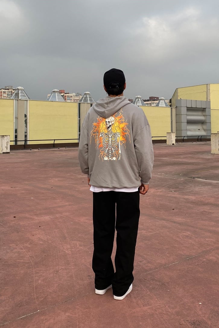 BURN OF SINNERS BASKILI OVERSIZE HOODIE