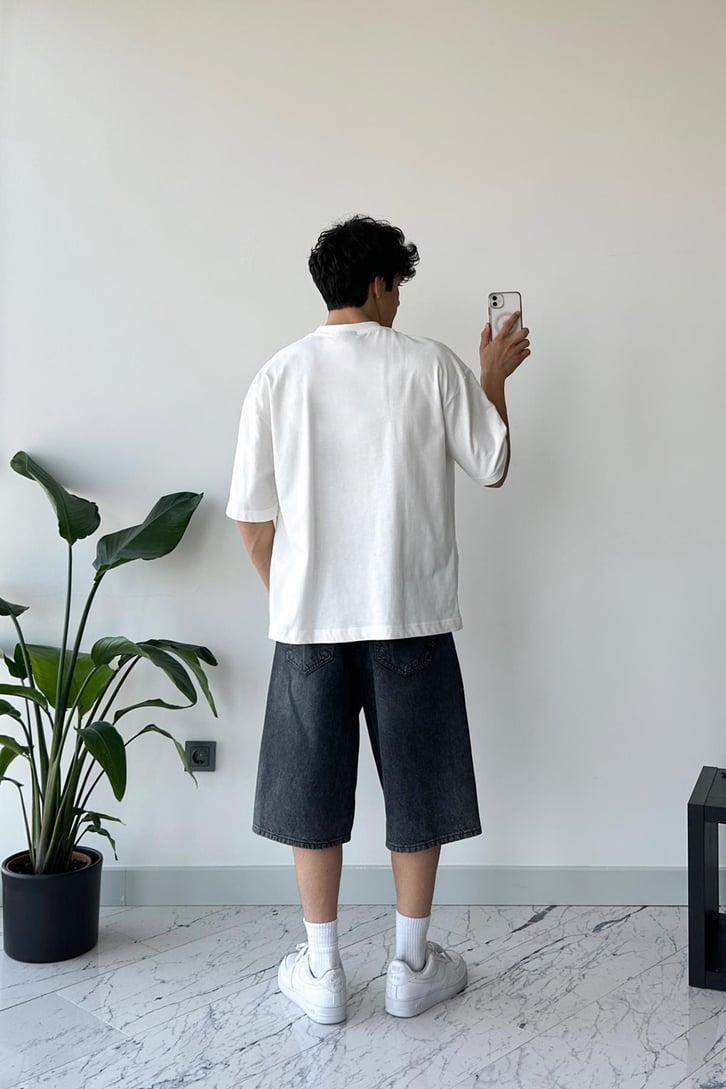 Butterfly Baskılı Beyaz Oversize Tişört
