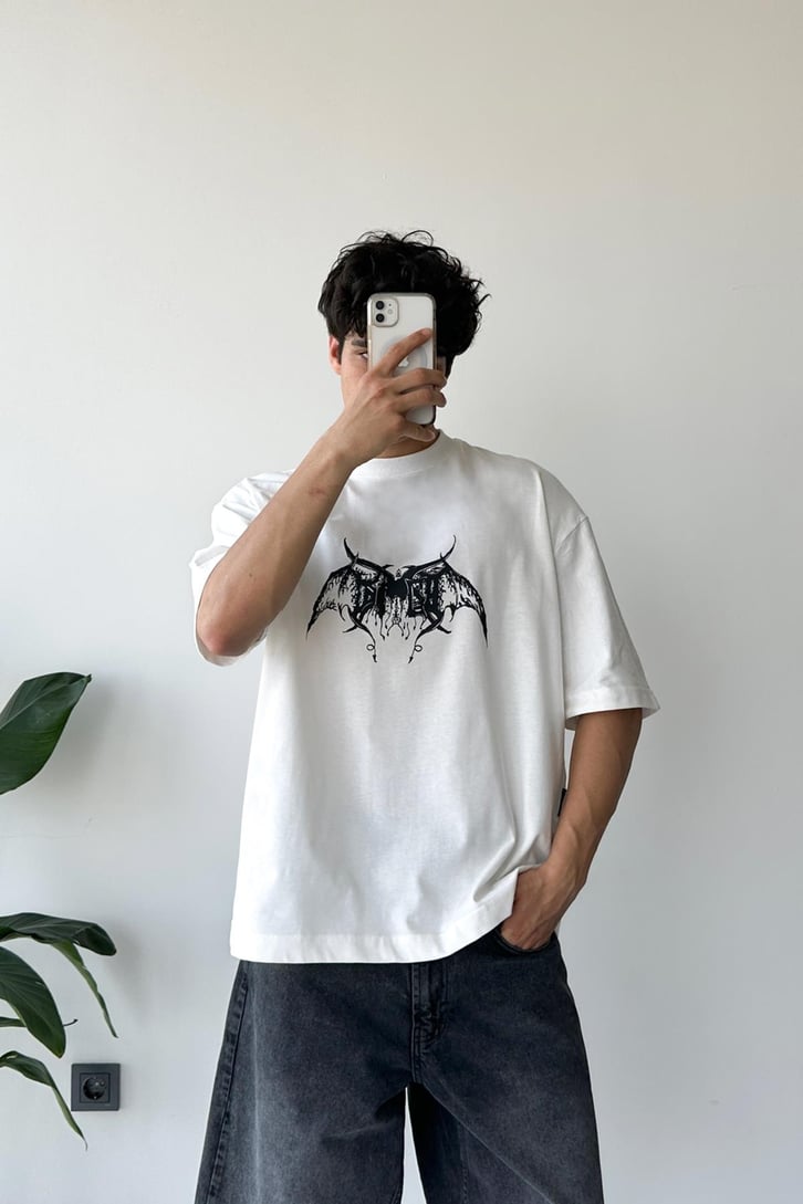 Butterfly Baskılı Beyaz Oversize Tişört