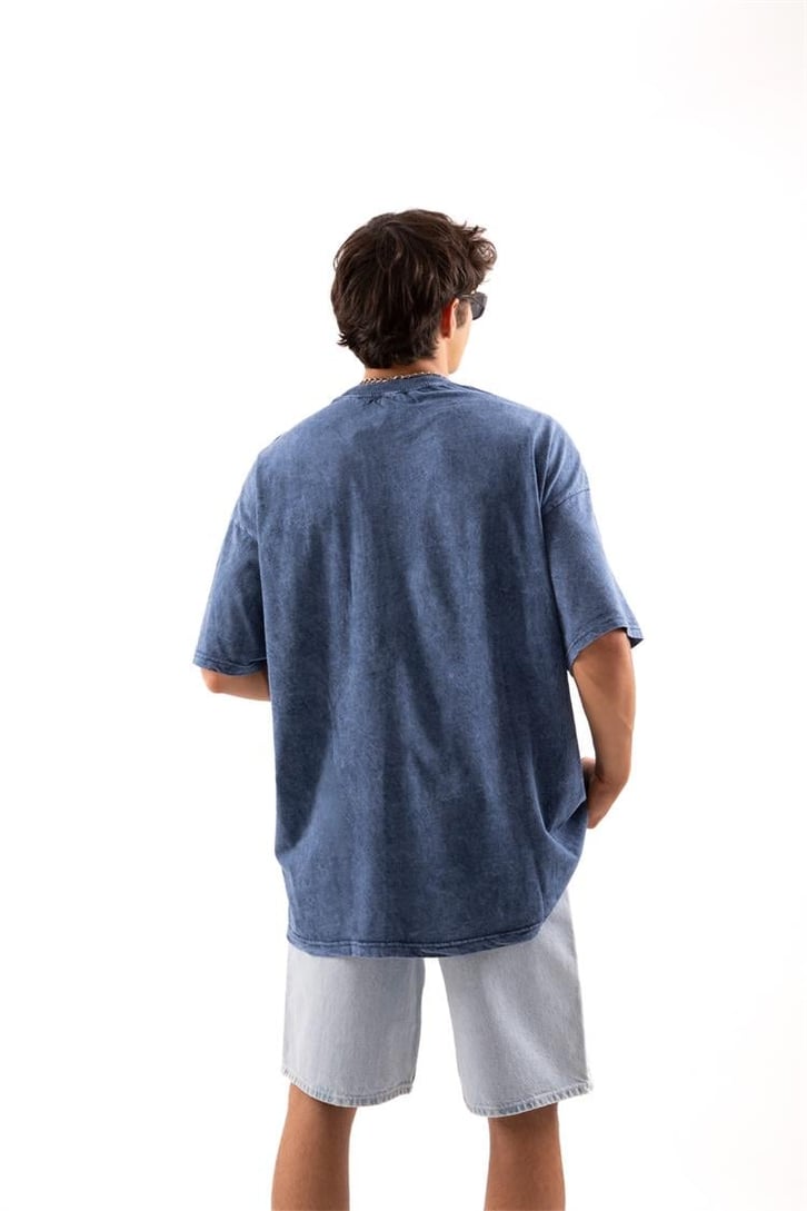 Butterfly Baskılı Mavi Acid Wash Oversize Tişört