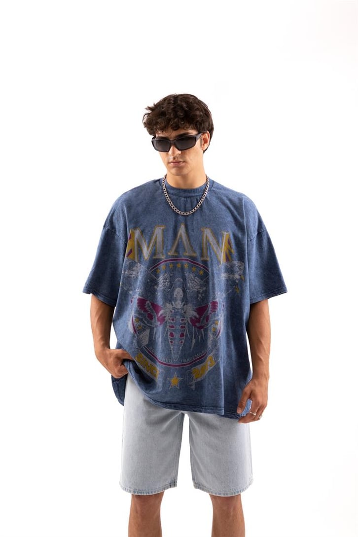 Butterfly Baskılı Mavi Acid Wash Oversize Tişört