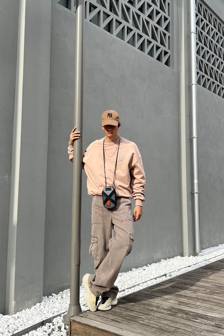 Butterfly Nakışlı Sütlü Kahve Oversize Sweatshirt