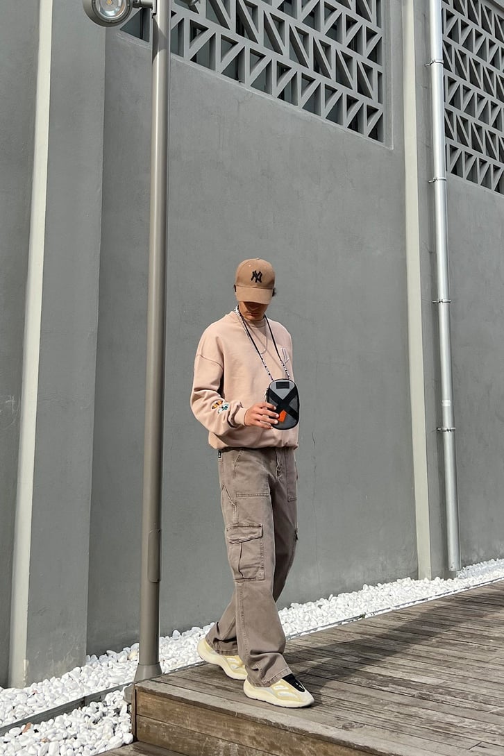 Butterfly Nakışlı Sütlü Kahve Oversize Sweatshirt
