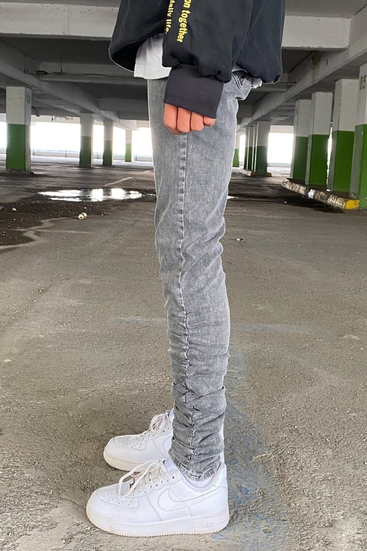 Büzgü Detay Gri Taşlamalı Skinny Fit Jean