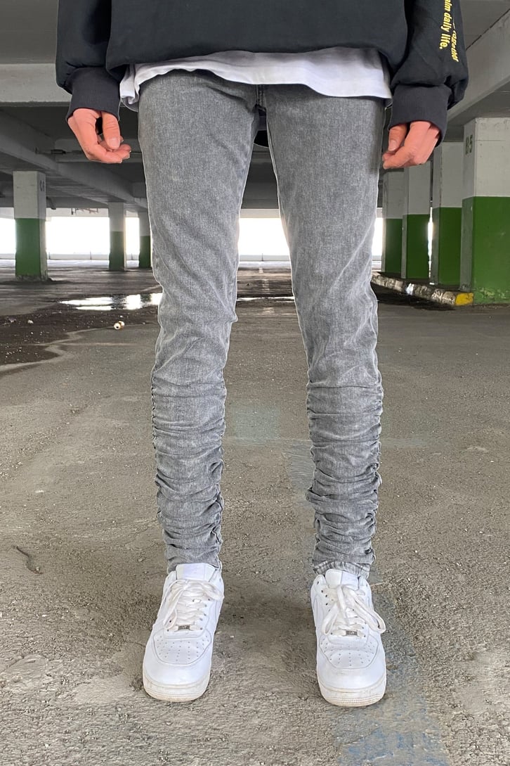 Büzgü Detay Gri Taşlamalı Skinny Fit Jean