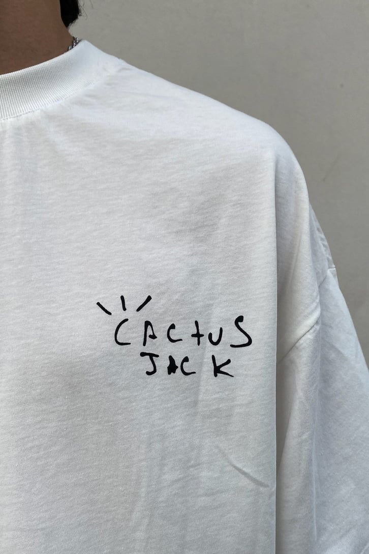 Cactus Jack Sırt ve Göğüs Baskılı Beyaz Oversize Tshirt