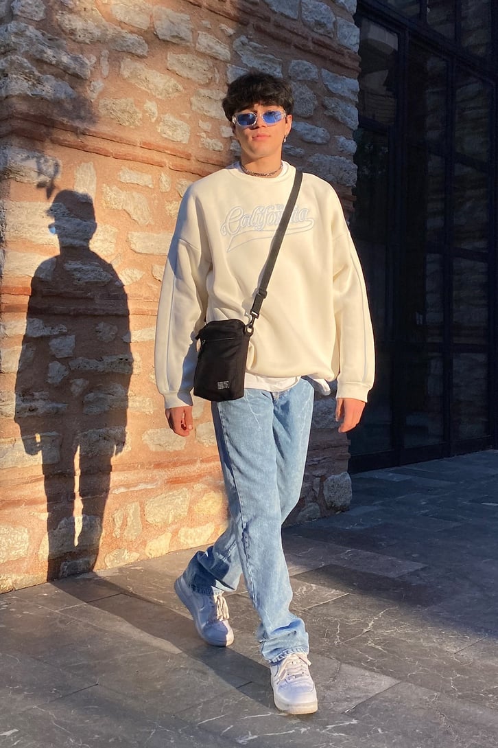California Oversize Premium Ecru Sweatshirt