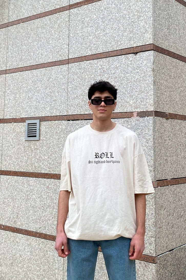 California Wolf Oversize Printed Cream Tshirt