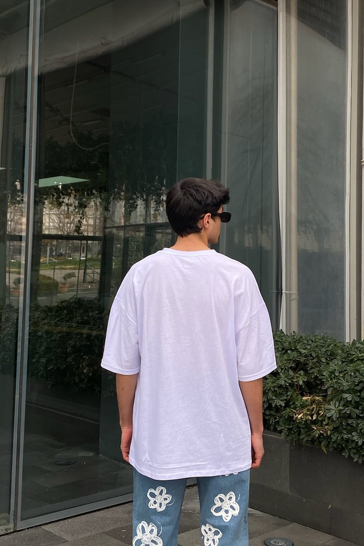 Capsule Text Printed Oversize Beyaz Tshirt
