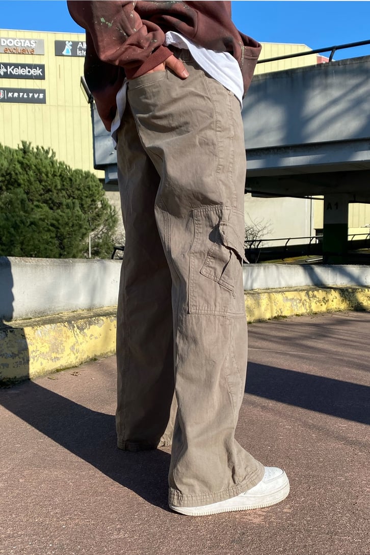 Cargo Pocket Extra Baggy Khaki Pants