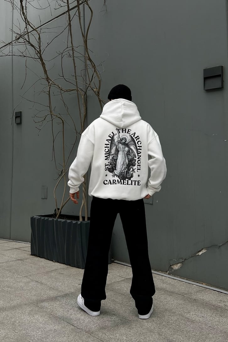 Carmelite Sırt Baskılı Beyaz Oversize Hoodie
