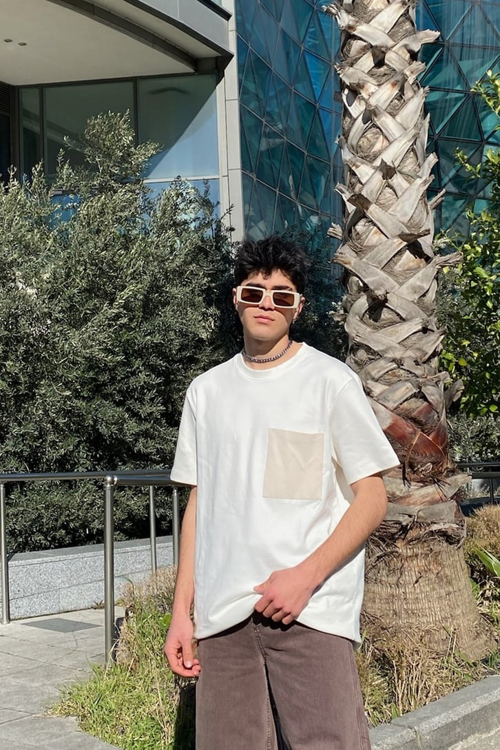 Cep Detay Cream Oversize Tshirt