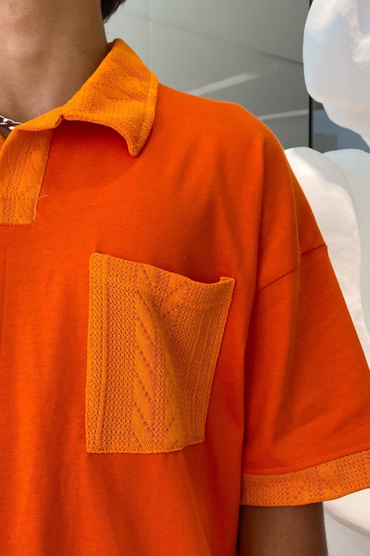 Cep Detay Nakışlı Turuncu Oversize Tshirt