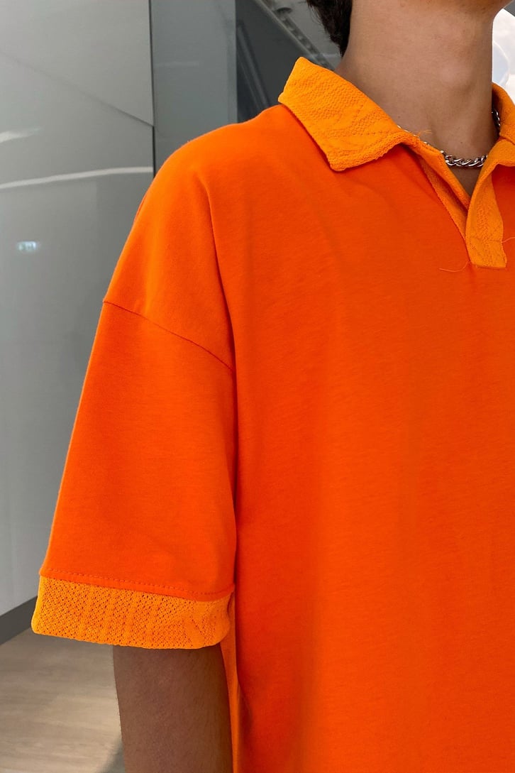 Cep Detay Nakışlı Turuncu Oversize Tshirt