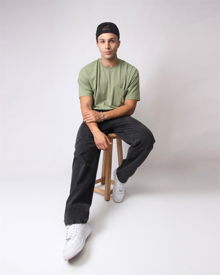 CEP DETAY OVERSIZE BASIC TSHIRT