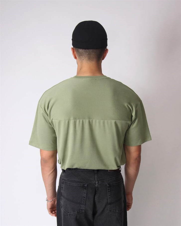 CEP DETAY OVERSIZE BASIC TSHIRT