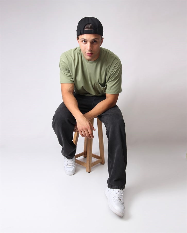 CEP DETAY OVERSIZE BASIC TSHIRT