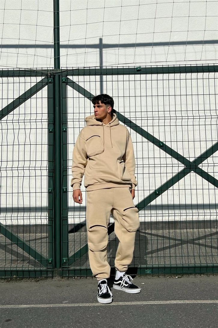 Cep Detaylı Bej Eşofman Takım