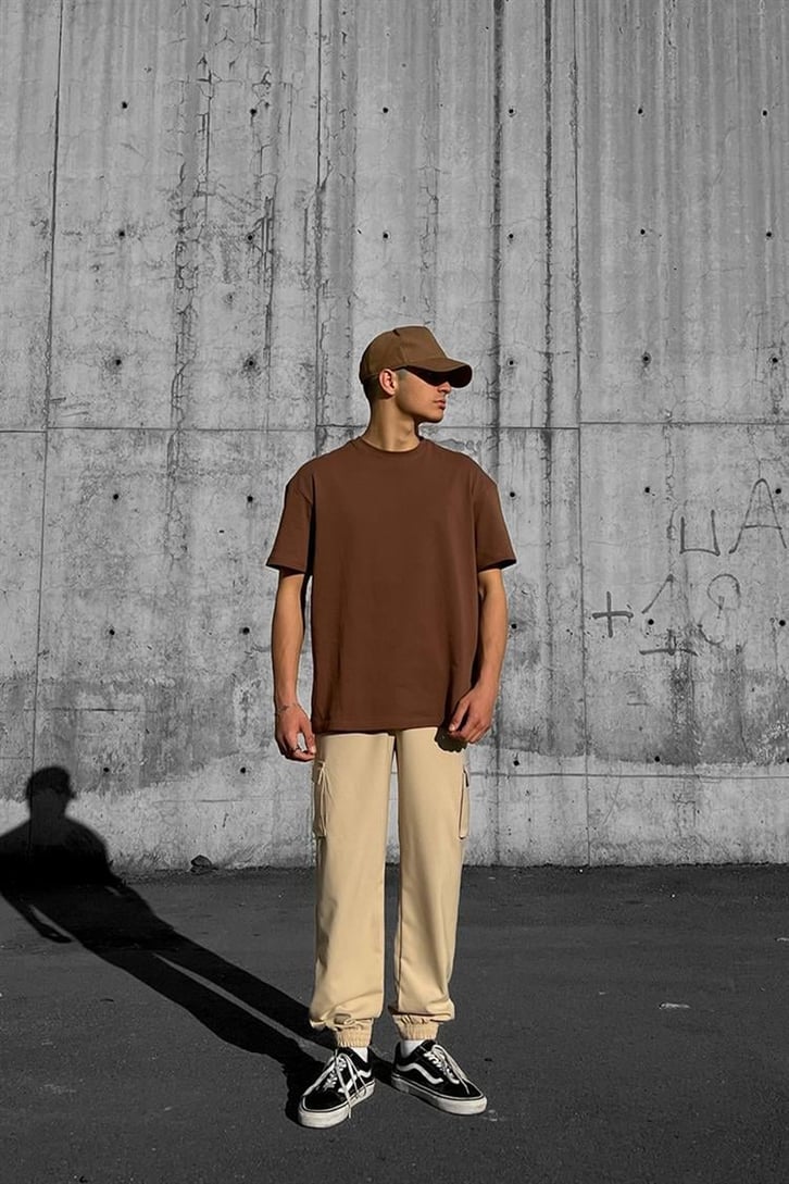 Cep Detaylı Bej Jogger Pantolon