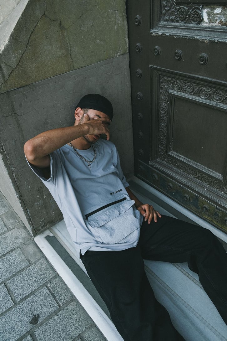 Cep Detaylı Gri Oversize Tshirt