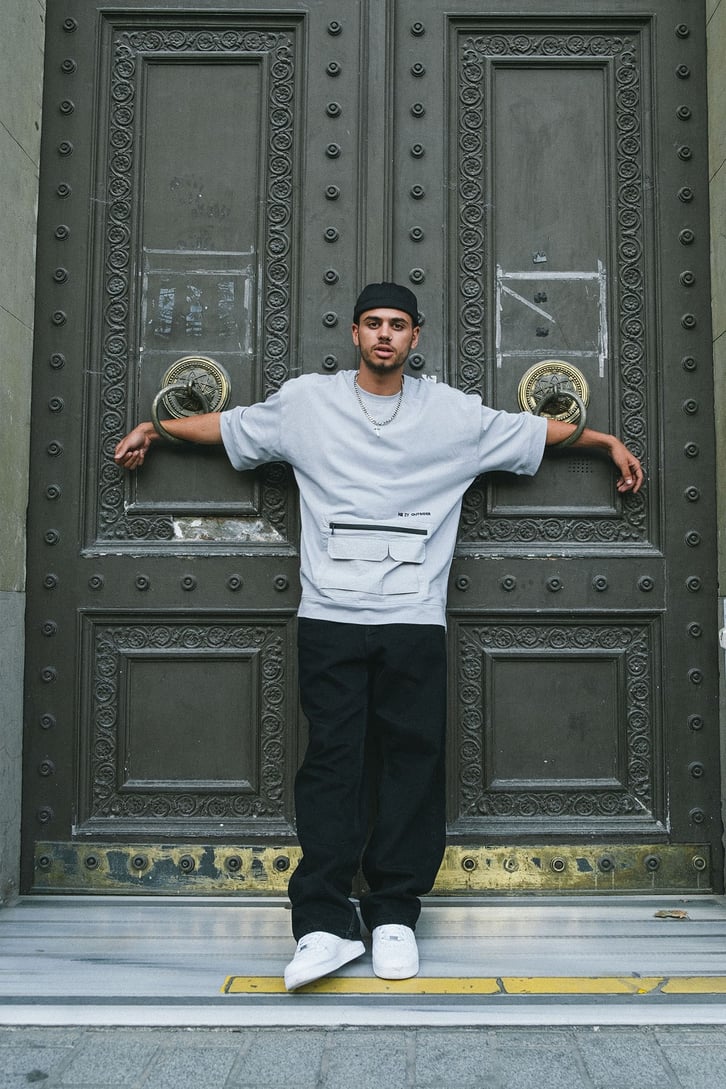 Cep Detaylı Gri Oversize Tshirt