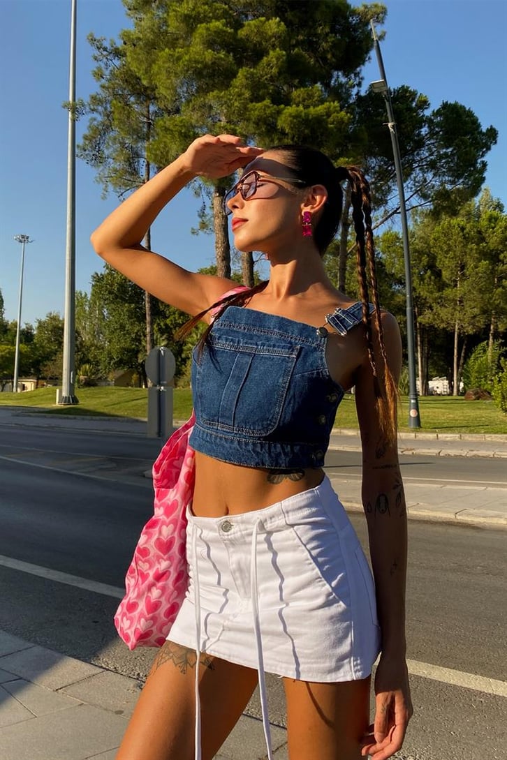 Cep Detaylı Jean Crop