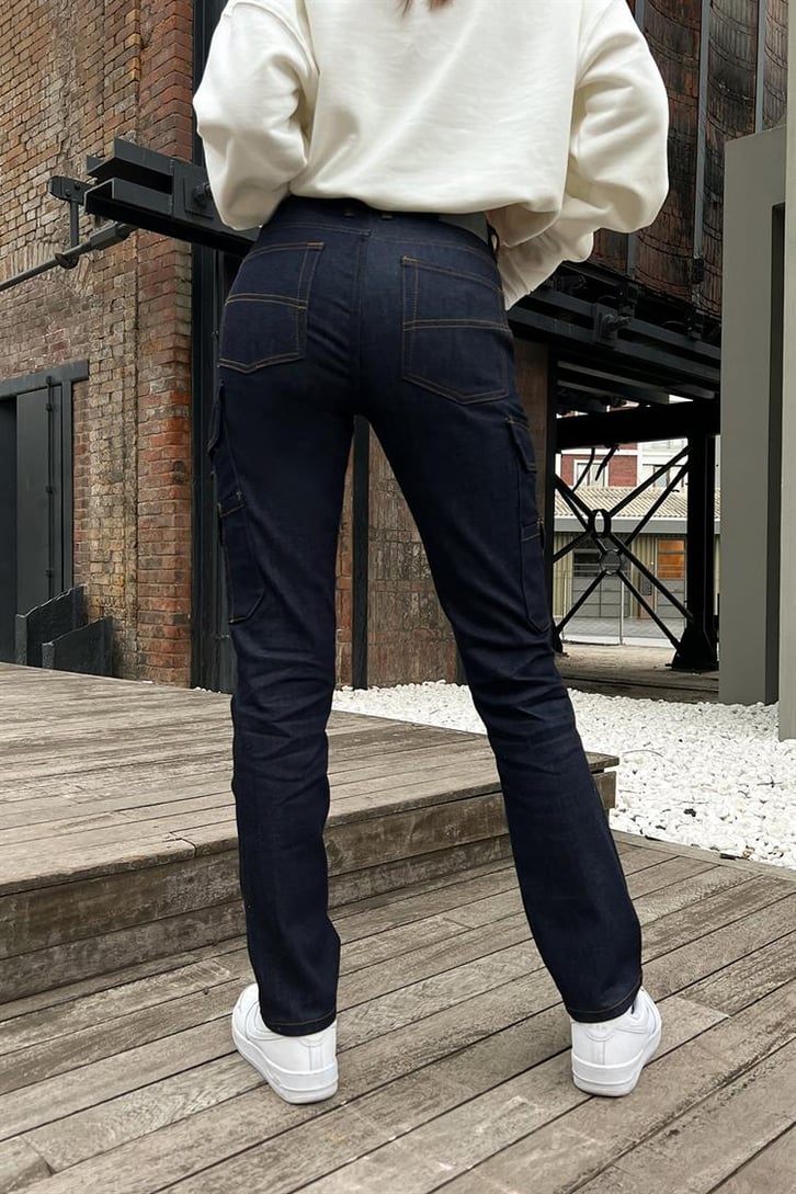 Cep Detaylı Lacivert Regular Fit Jean