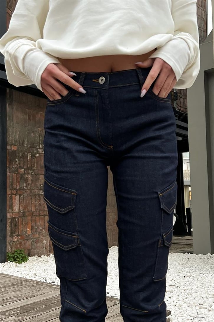 Cep Detaylı Lacivert Regular Fit Jean